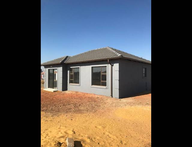 3 BEDROOM HOUSE FOR SALE IN SHARON PARK